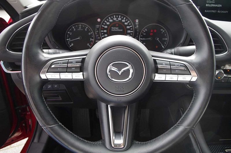 Mazda 3 Fastback 2.0 SKYACTIVE-X Selection,8-fach ber